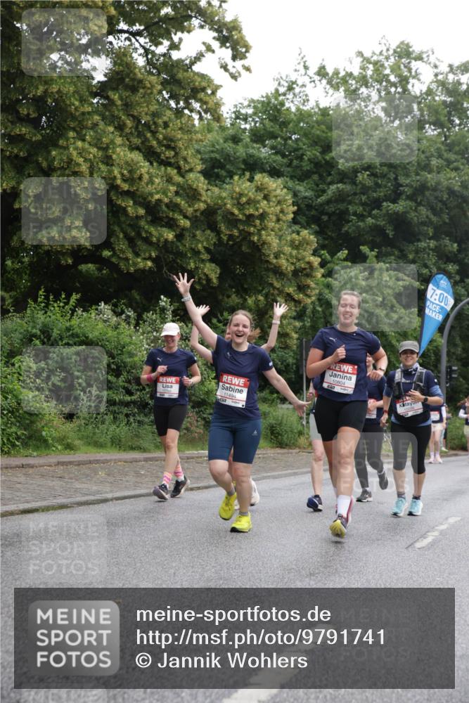 14.06.2026 - REWE Women's Run Jannik Wohlers http://msf.ph/oto/9791741 14.06.2026 10:06:16 Laufen 10769, 11494, 10804, 7, 00, 10086 meine-sportfotos.de