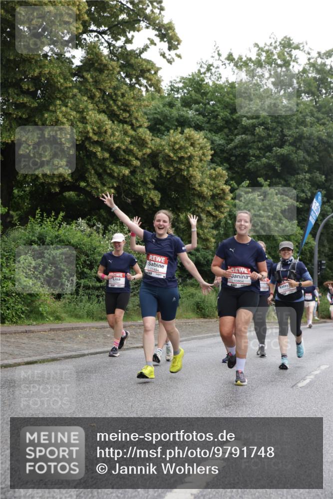 14.06.2026 - REWE Women's Run Jannik Wohlers http://msf.ph/oto/9791748 14.06.2026 10:06:16 Laufen 11494, 10804 meine-sportfotos.de