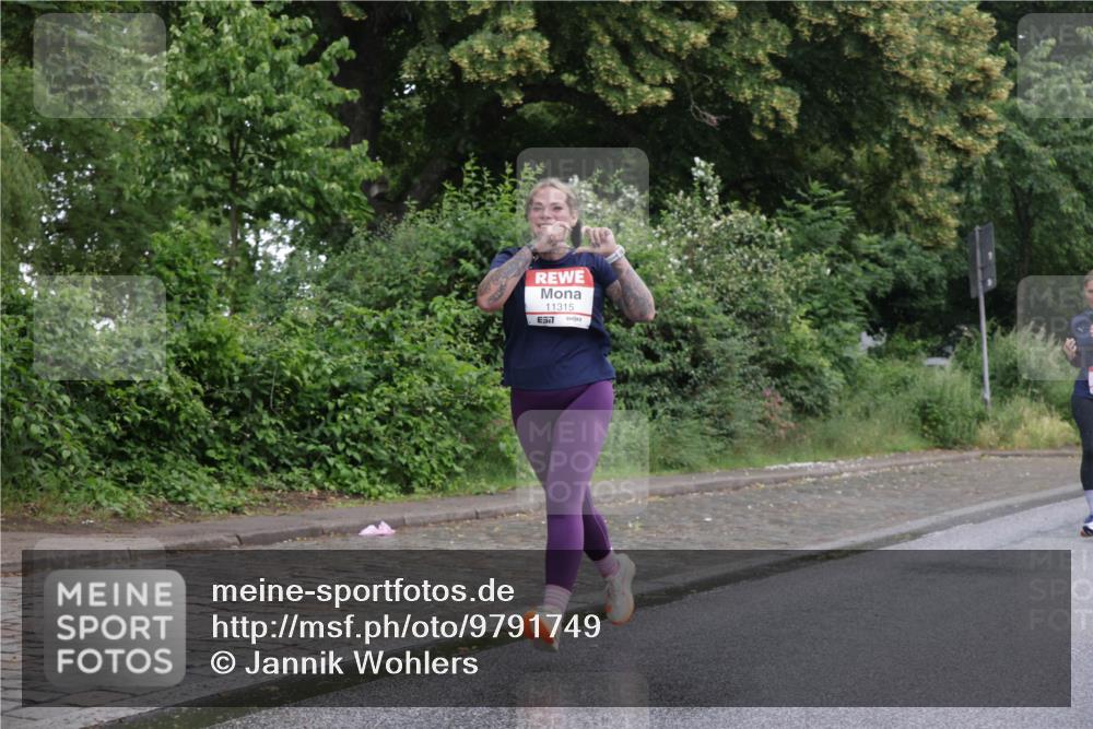 14.06.2026 - REWE Women's Run Jannik Wohlers http://msf.ph/oto/9791749 14.06.2026 09:49:56 Laufen 11315, 7 meine-sportfotos.de