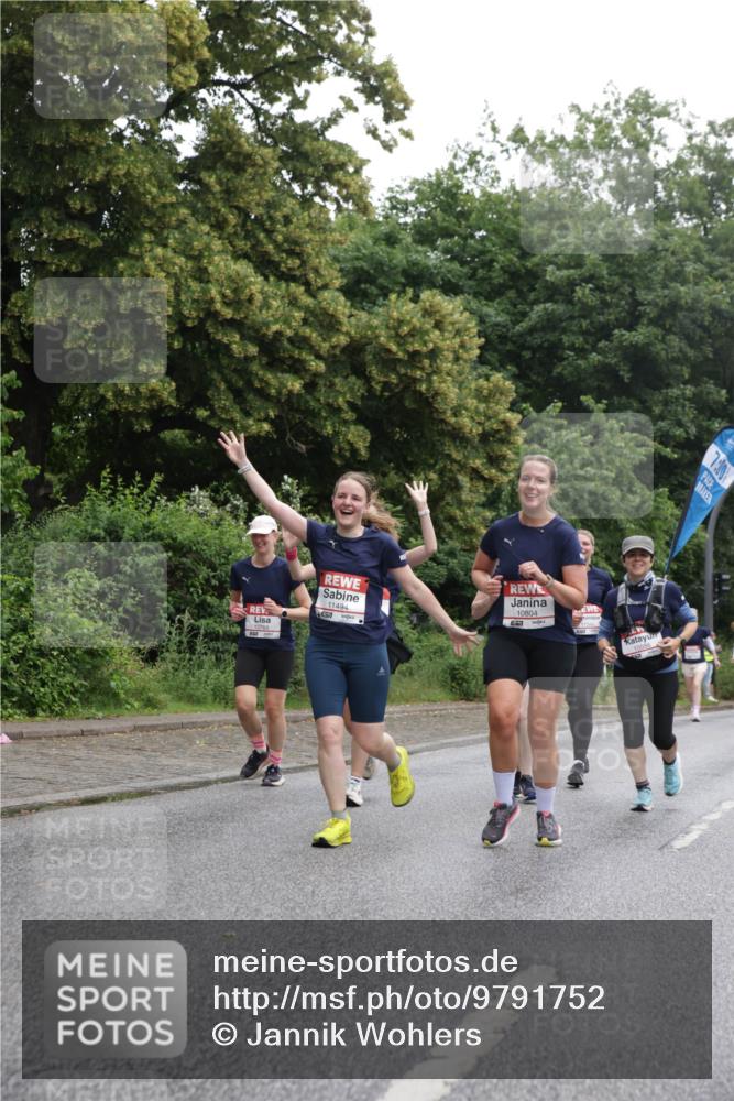 14.06.2026 - REWE Women's Run Jannik Wohlers http://msf.ph/oto/9791752 14.06.2026 10:06:16 Laufen 10804, 11494, 57, 10086 meine-sportfotos.de