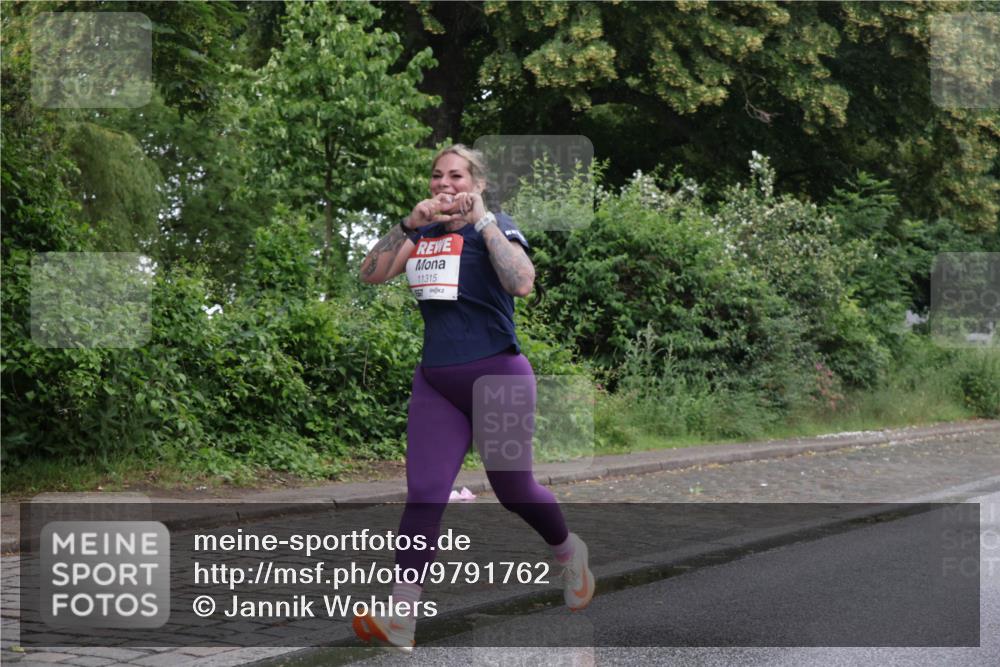 14.06.2026 - REWE Women's Run Jannik Wohlers http://msf.ph/oto/9791762 14.06.2026 09:49:56 Laufen 11315 meine-sportfotos.de