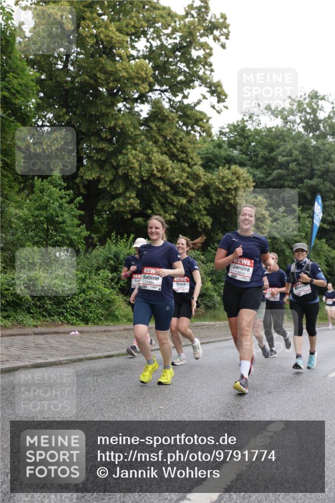 14.06.2026 - REWE Women's Run Jannik Wohlers http://msf.ph/oto/9791774 14.06.2026 10:06:16 Laufen 11494, 57, 10804, 10086 meine-sportfotos.de