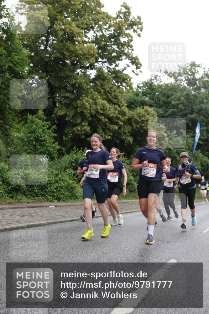 14.06.2026 - REWE Women's Run Jannik Wohlers http://msf.ph/oto/9791777 14.06.2026 10:06:17 Laufen 11494, 10804, 1008 meine-sportfotos.de
