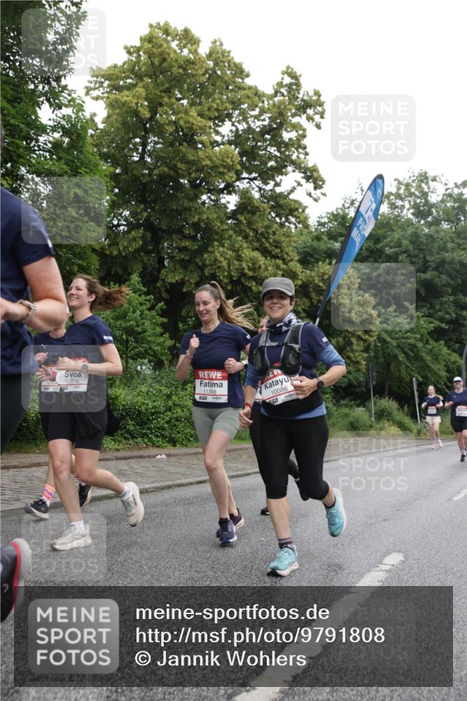 14.06.2026 - REWE Women's Run Jannik Wohlers http://msf.ph/oto/9791808 14.06.2026 10:06:18 Laufen 10769, 10770, 11348, 10086 meine-sportfotos.de