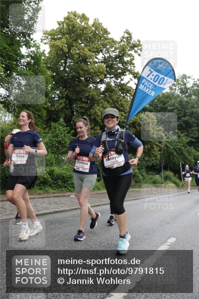 14.06.2026 - REWE Women's Run Jannik Wohlers http://msf.ph/oto/9791815 14.06.2026 10:06:18 Laufen 7, 00, 10770, 11348, 10086 meine-sportfotos.de