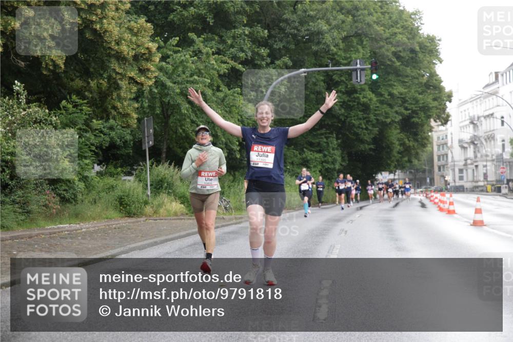 14.06.2026 - REWE Women's Run Jannik Wohlers http://msf.ph/oto/9791818 14.06.2026 09:50:02 Laufen 10806, 11395 meine-sportfotos.de