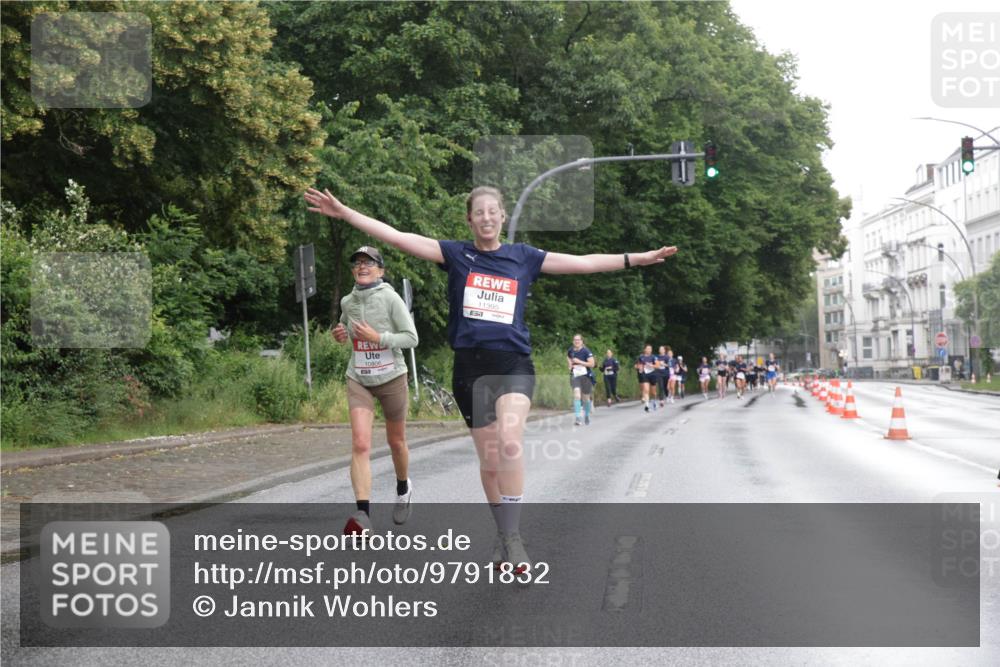 14.06.2026 - REWE Women's Run Jannik Wohlers http://msf.ph/oto/9791832 14.06.2026 09:50:02 Laufen 10806, 11395, 57 meine-sportfotos.de