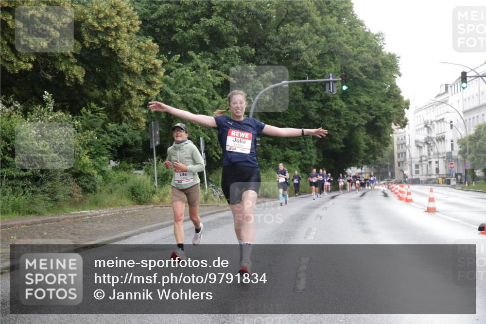 14.06.2026 - REWE Women's Run Jannik Wohlers http://msf.ph/oto/9791834 14.06.2026 09:50:02 Laufen 10806, 11395, 57 meine-sportfotos.de