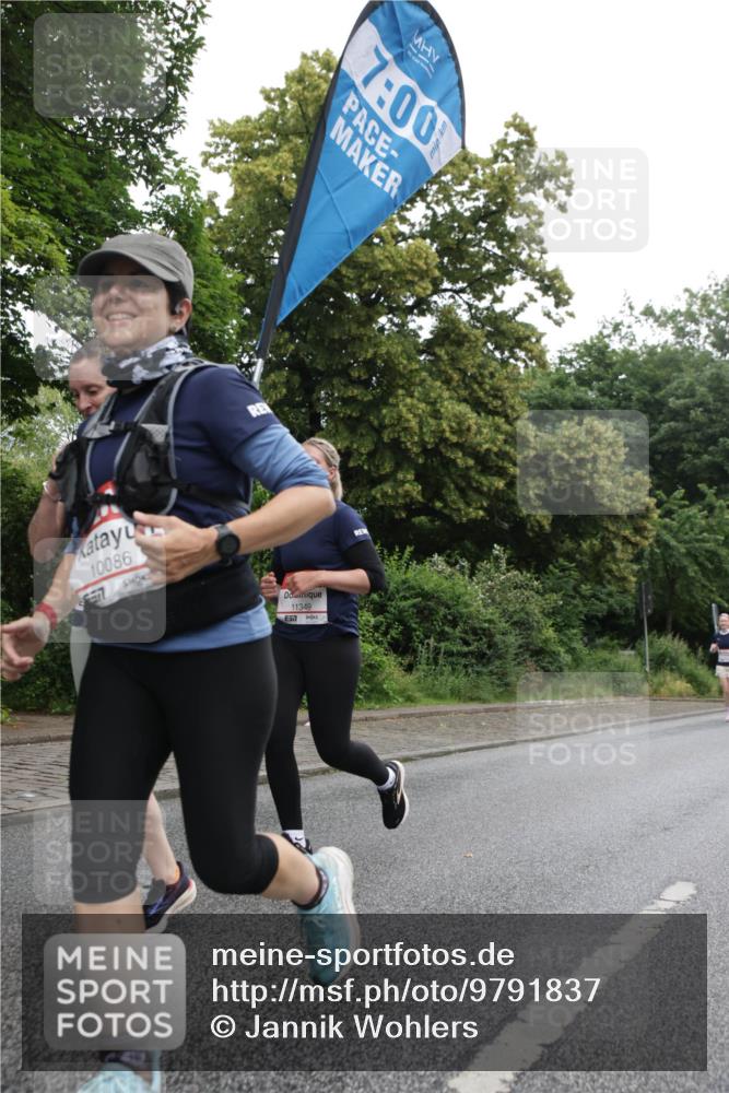 14.06.2026 - REWE Women's Run Jannik Wohlers http://msf.ph/oto/9791837 14.06.2026 10:06:19 Laufen 10086, 577, 7, 00, 11349, 657 meine-sportfotos.de
