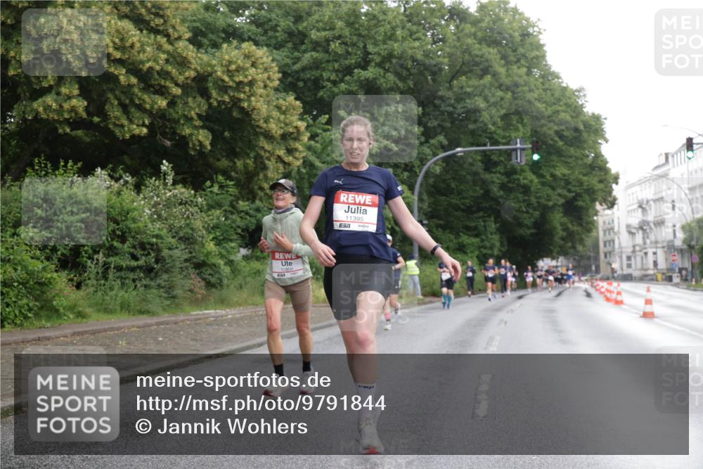 14.06.2026 - REWE Women's Run Jannik Wohlers http://msf.ph/oto/9791844 14.06.2026 09:50:03 Laufen 10806, 11395 meine-sportfotos.de
