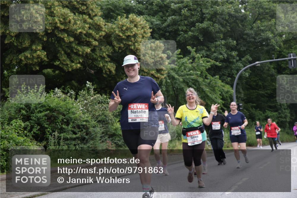 14.06.2026 - REWE Women's Run Jannik Wohlers http://msf.ph/oto/9791863 14.06.2026 10:06:21 Laufen 10516, 7, 11358 meine-sportfotos.de