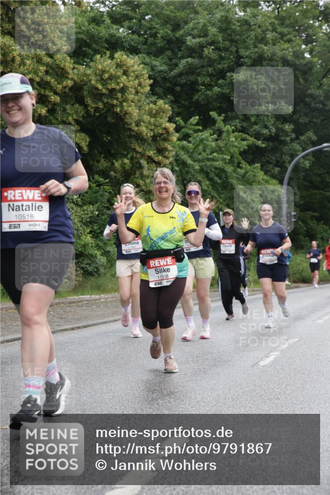 14.06.2026 - REWE Women's Run Jannik Wohlers http://msf.ph/oto/9791867 14.06.2026 10:06:22 Laufen 10516, 57, 11358, 57 meine-sportfotos.de