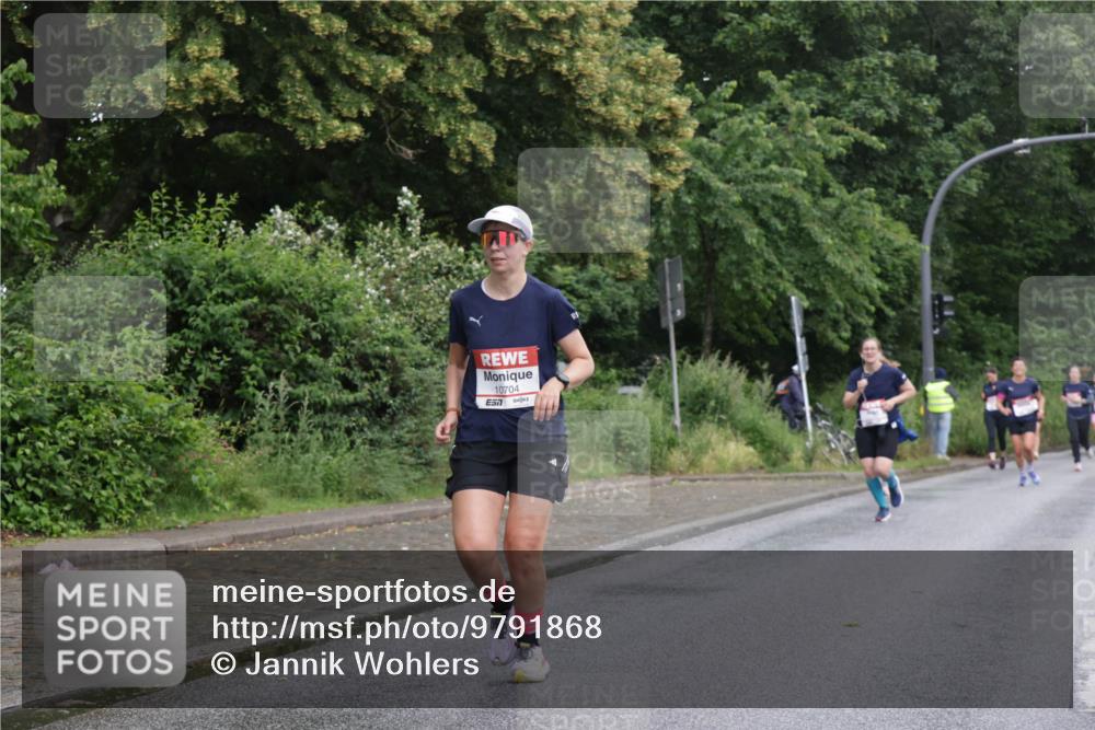 14.06.2026 - REWE Women's Run Jannik Wohlers http://msf.ph/oto/9791868 14.06.2026 09:50:06 Laufen 10704, 7 meine-sportfotos.de