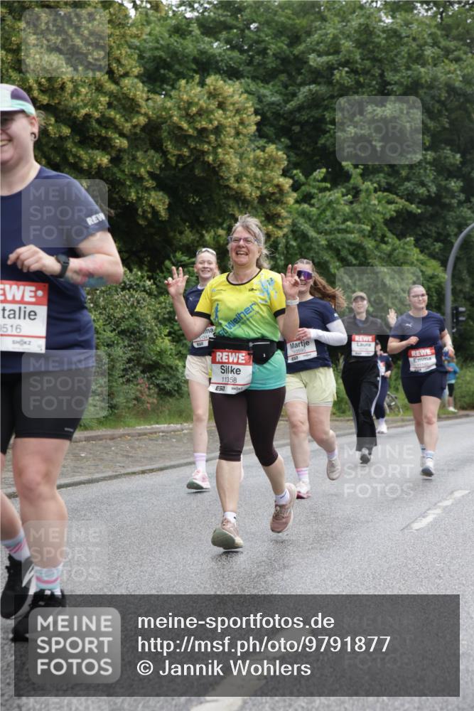 14.06.2026 - REWE Women's Run Jannik Wohlers http://msf.ph/oto/9791877 14.06.2026 10:06:22 Laufen 516, 11358, 10595 meine-sportfotos.de
