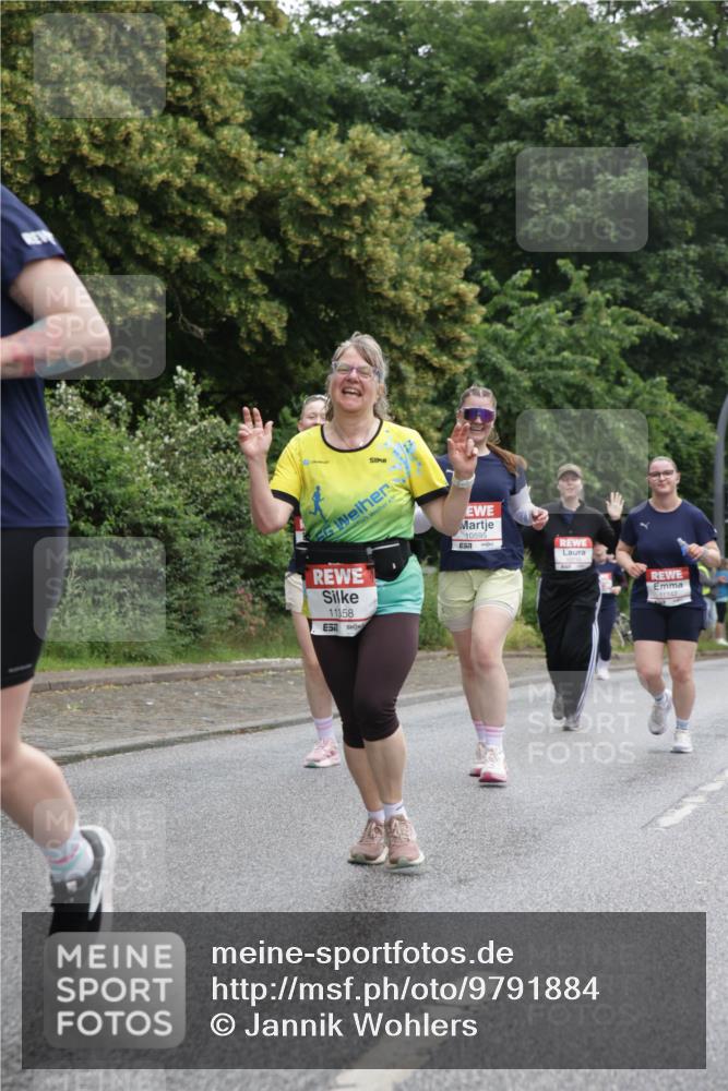 14.06.2026 - REWE Women's Run Jannik Wohlers http://msf.ph/oto/9791884 14.06.2026 10:06:22 Laufen 11358, 10595 meine-sportfotos.de