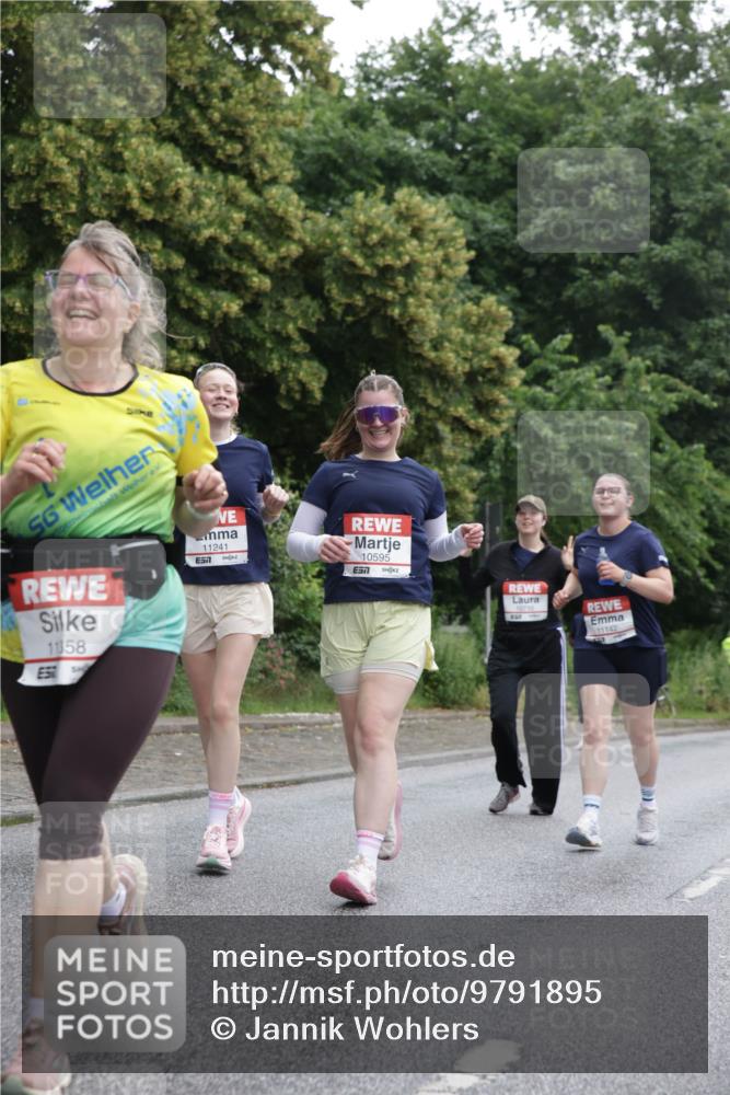 14.06.2026 - REWE Women's Run Jannik Wohlers http://msf.ph/oto/9791895 14.06.2026 10:06:23 Laufen 56, 1158, 11241, 7, 10595, 7, 11142 meine-sportfotos.de