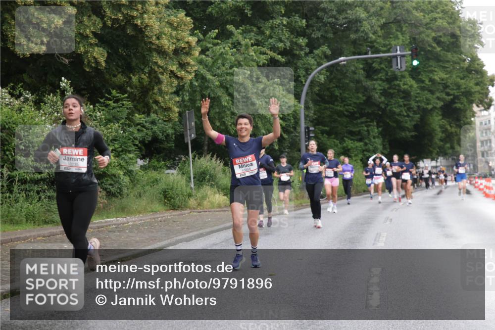 14.06.2026 - REWE Women's Run Jannik Wohlers http://msf.ph/oto/9791896 14.06.2026 09:50:11 Laufen 10235, 7, 10356 meine-sportfotos.de
