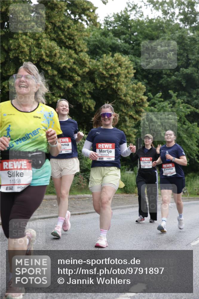 14.06.2026 - REWE Women's Run Jannik Wohlers http://msf.ph/oto/9791897 14.06.2026 10:06:23 Laufen 11358, 77, 1241, 10595, 11142 meine-sportfotos.de