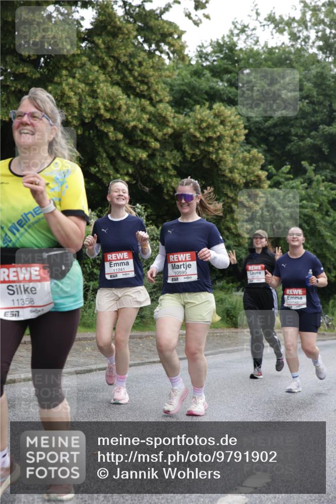 14.06.2026 - REWE Women's Run Jannik Wohlers http://msf.ph/oto/9791902 14.06.2026 10:06:23 Laufen 11358, 657, 11241, 57, 10595, 11142 meine-sportfotos.de
