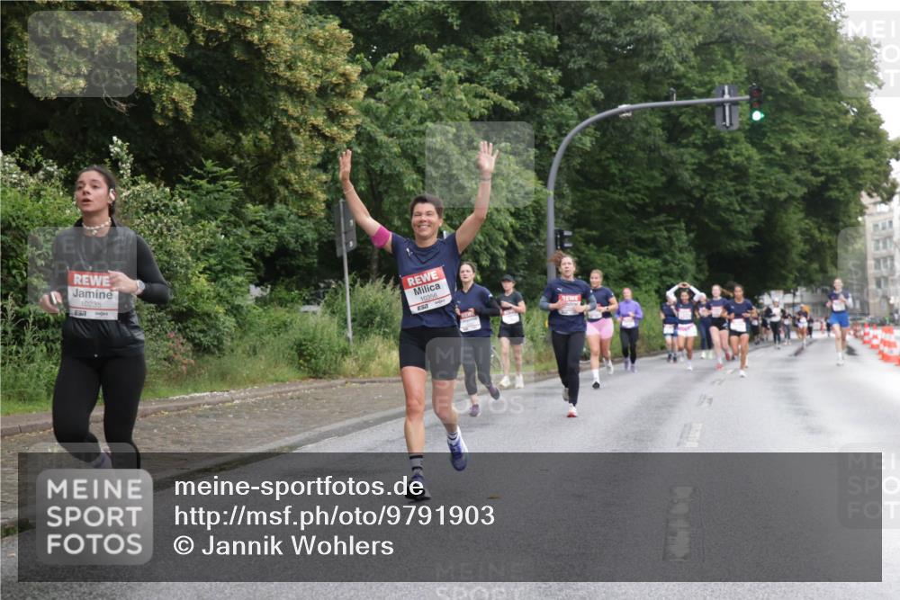 14.06.2026 - REWE Women's Run Jannik Wohlers http://msf.ph/oto/9791903 14.06.2026 09:50:11 Laufen 10235, 10356 meine-sportfotos.de