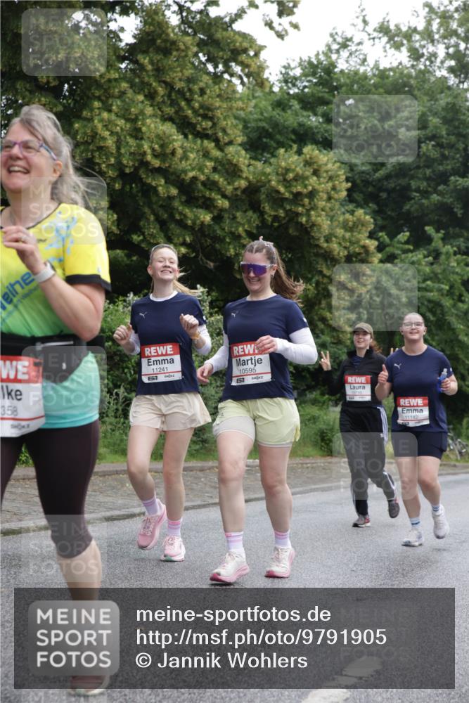 14.06.2026 - REWE Women's Run Jannik Wohlers http://msf.ph/oto/9791905 14.06.2026 10:06:24 Laufen 358, 11241, 57, 10595, 517, 11142 meine-sportfotos.de