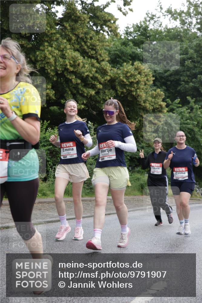 14.06.2026 - REWE Women's Run Jannik Wohlers http://msf.ph/oto/9791907 14.06.2026 10:06:24 Laufen 11241, 577, 10595, 517, 11142 meine-sportfotos.de