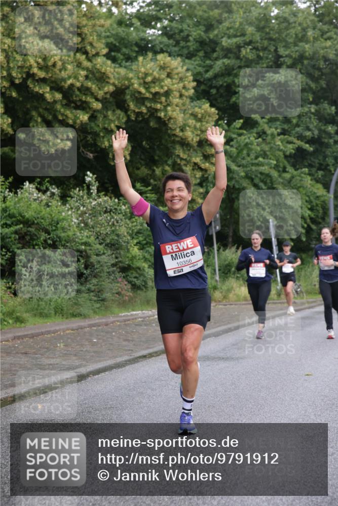 14.06.2026 - REWE Women's Run Jannik Wohlers http://msf.ph/oto/9791912 14.06.2026 09:50:12 Laufen 10356, 7 meine-sportfotos.de