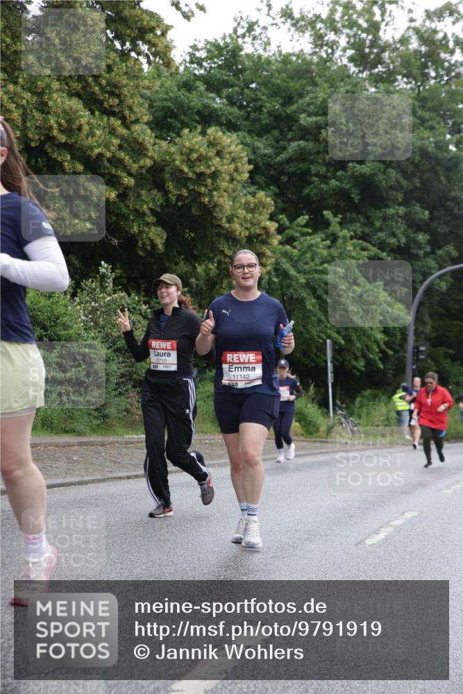 14.06.2026 - REWE Women's Run Jannik Wohlers http://msf.ph/oto/9791919 14.06.2026 10:06:24 Laufen 10710, 11142 meine-sportfotos.de