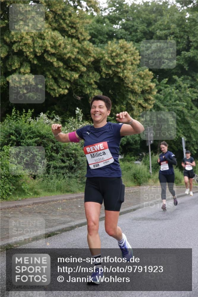14.06.2026 - REWE Women's Run Jannik Wohlers http://msf.ph/oto/9791923 14.06.2026 09:50:12 Laufen 10356, 7 meine-sportfotos.de
