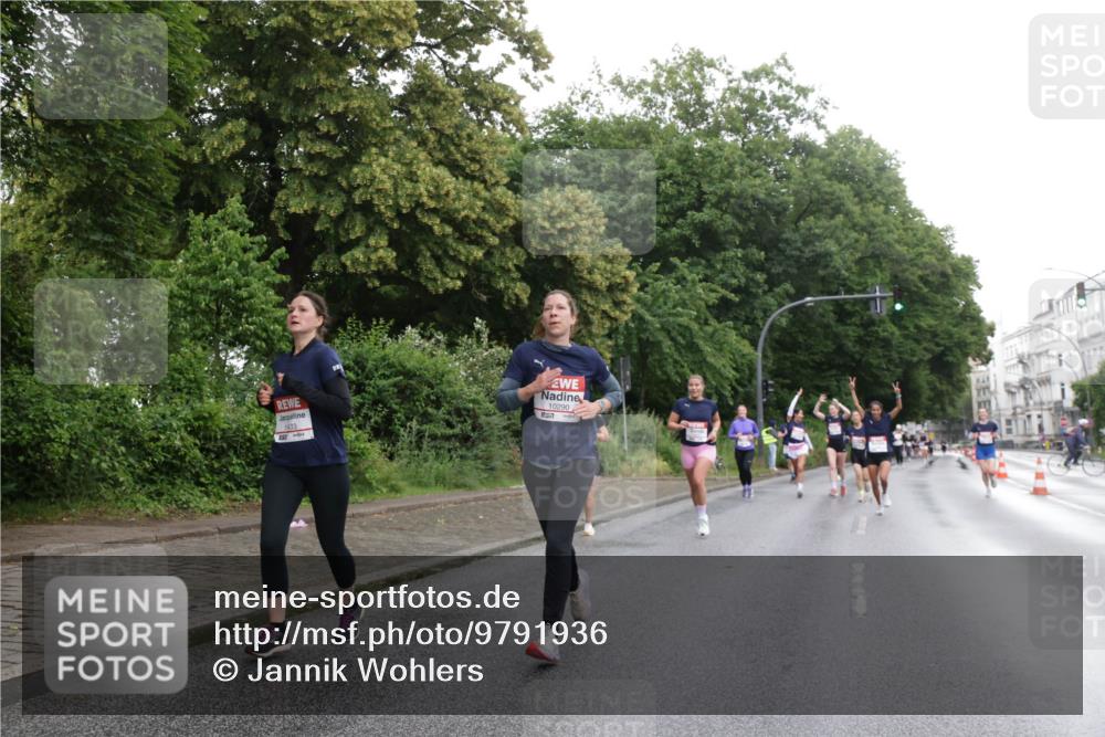 14.06.2026 - REWE Women's Run Jannik Wohlers http://msf.ph/oto/9791936 14.06.2026 09:50:15 Laufen 433, 10290 meine-sportfotos.de