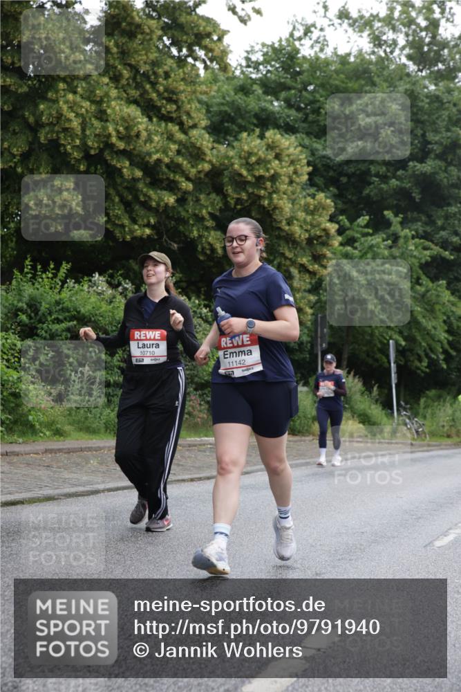 14.06.2026 - REWE Women's Run Jannik Wohlers http://msf.ph/oto/9791940 14.06.2026 10:06:25 Laufen 10710, 7, 11142 meine-sportfotos.de