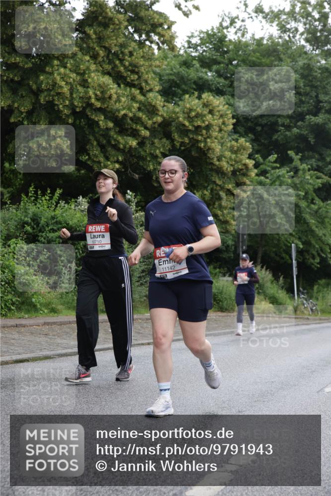 14.06.2026 - REWE Women's Run Jannik Wohlers http://msf.ph/oto/9791943 14.06.2026 10:06:25 Laufen 10710, 11142 meine-sportfotos.de