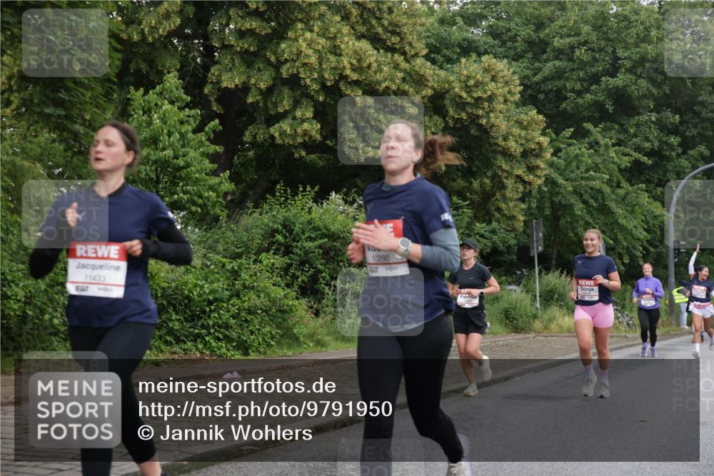 14.06.2026 - REWE Women's Run Jannik Wohlers http://msf.ph/oto/9791950 14.06.2026 09:50:15 Laufen 11433, 157, 10290 meine-sportfotos.de