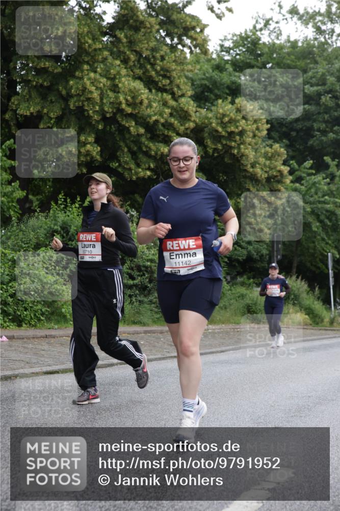 14.06.2026 - REWE Women's Run Jannik Wohlers http://msf.ph/oto/9791952 14.06.2026 10:06:25 Laufen 10710, 657, 11142 meine-sportfotos.de