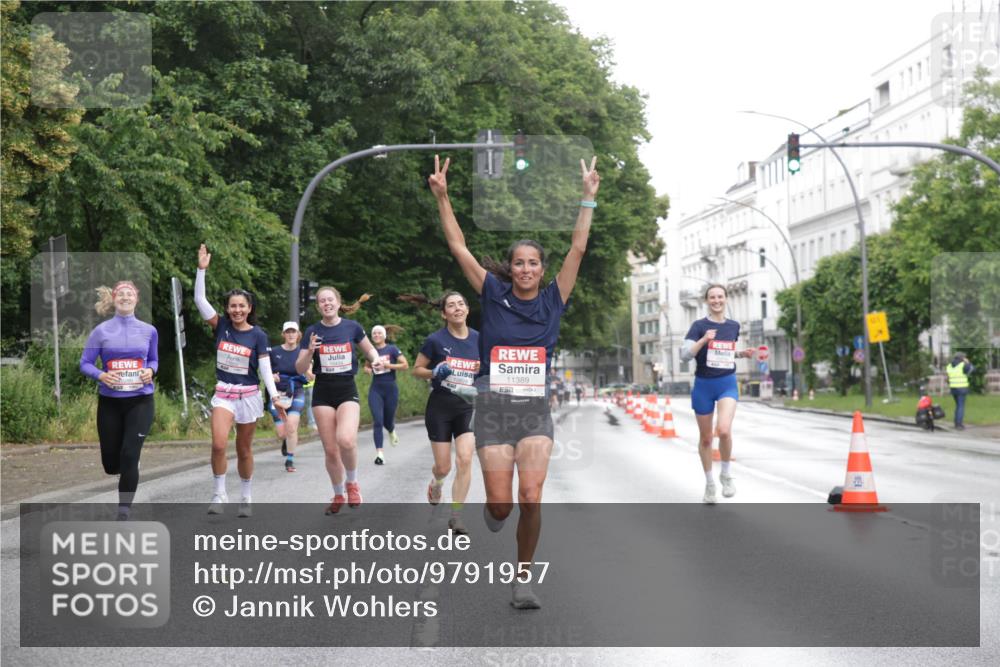 14.06.2026 - REWE Women's Run Jannik Wohlers http://msf.ph/oto/9791957 14.06.2026 09:50:17 Laufen 11389 meine-sportfotos.de