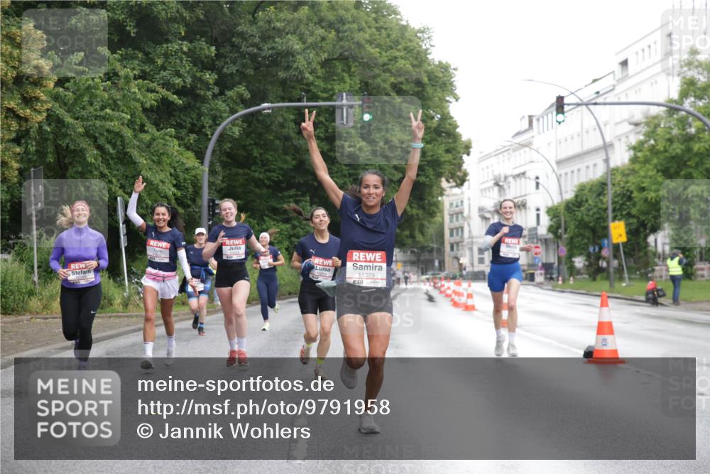 14.06.2026 - REWE Women's Run Jannik Wohlers http://msf.ph/oto/9791958 14.06.2026 09:50:17 Laufen 11389, 10434 meine-sportfotos.de