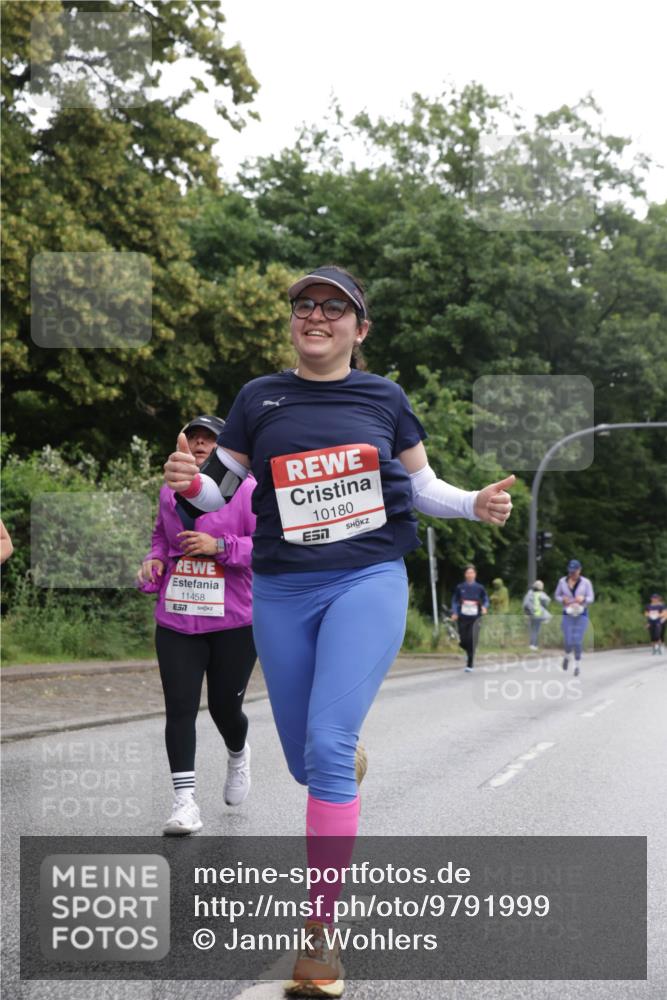 14.06.2026 - REWE Women's Run Jannik Wohlers http://msf.ph/oto/9791999 14.06.2026 10:06:36 Laufen 11458, 57, 10180 meine-sportfotos.de
