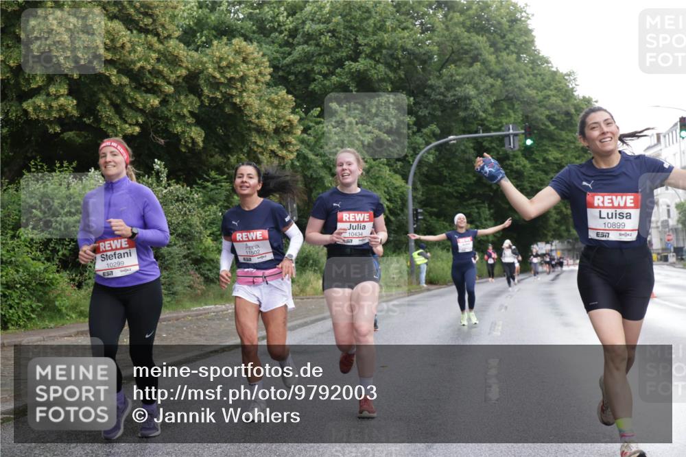 14.06.2026 - REWE Women's Run Jannik Wohlers http://msf.ph/oto/9792003 14.06.2026 09:50:20 Laufen 10299, 11502, 10434, 57, 10899, 7 meine-sportfotos.de