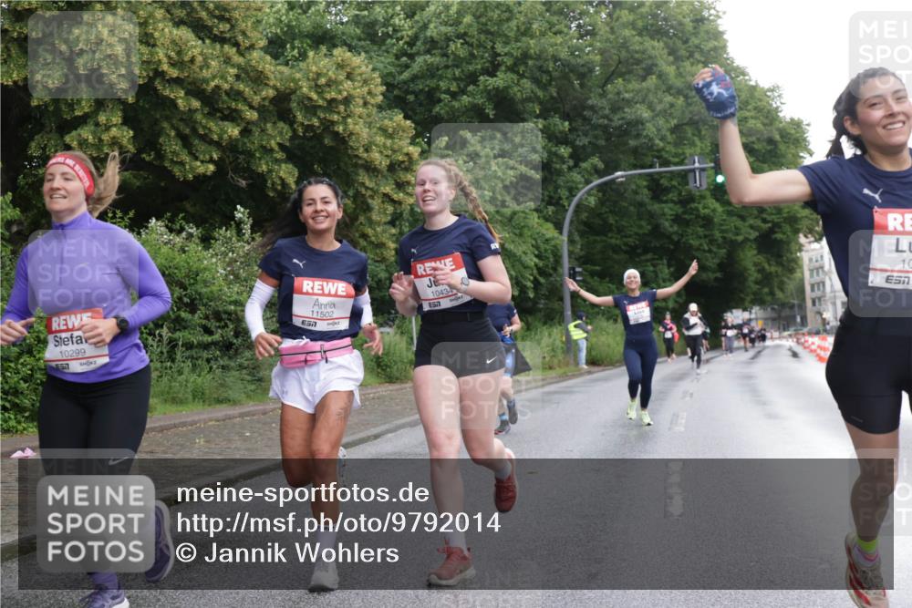 14.06.2026 - REWE Women's Run Jannik Wohlers http://msf.ph/oto/9792014 14.06.2026 09:50:20 Laufen 10299, 11502, 7, 10434, 657, 10 meine-sportfotos.de
