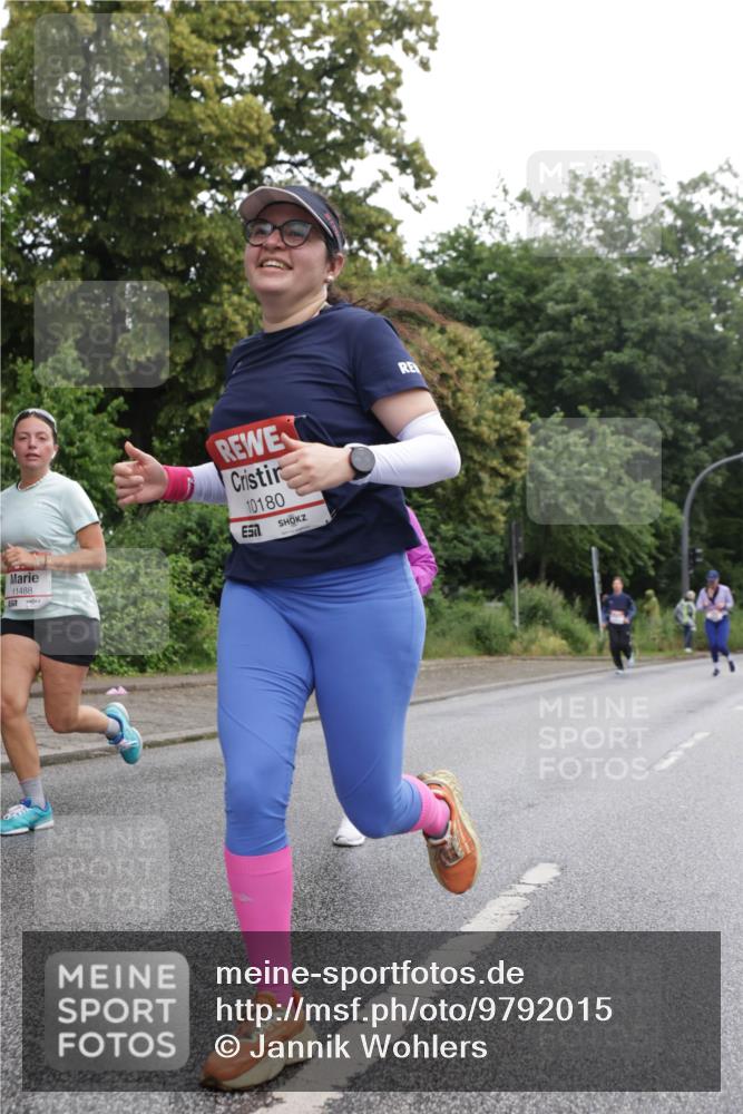 14.06.2026 - REWE Women's Run Jannik Wohlers http://msf.ph/oto/9792015 14.06.2026 10:06:36 Laufen 11488, 10180 meine-sportfotos.de