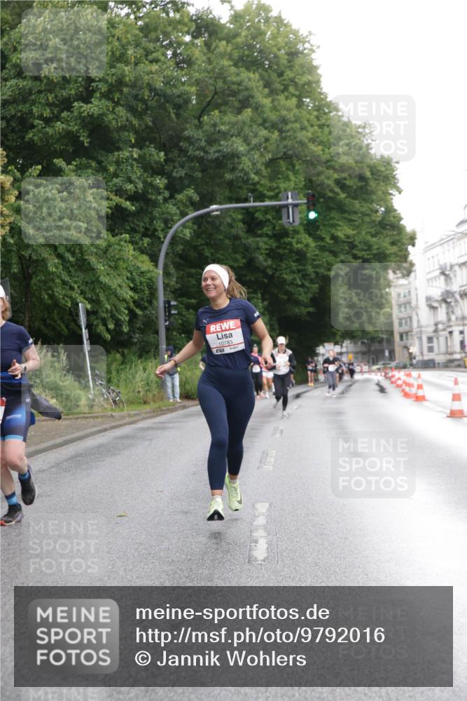 14.06.2026 - REWE Women's Run Jannik Wohlers http://msf.ph/oto/9792016 14.06.2026 09:50:21 Laufen 10783 meine-sportfotos.de