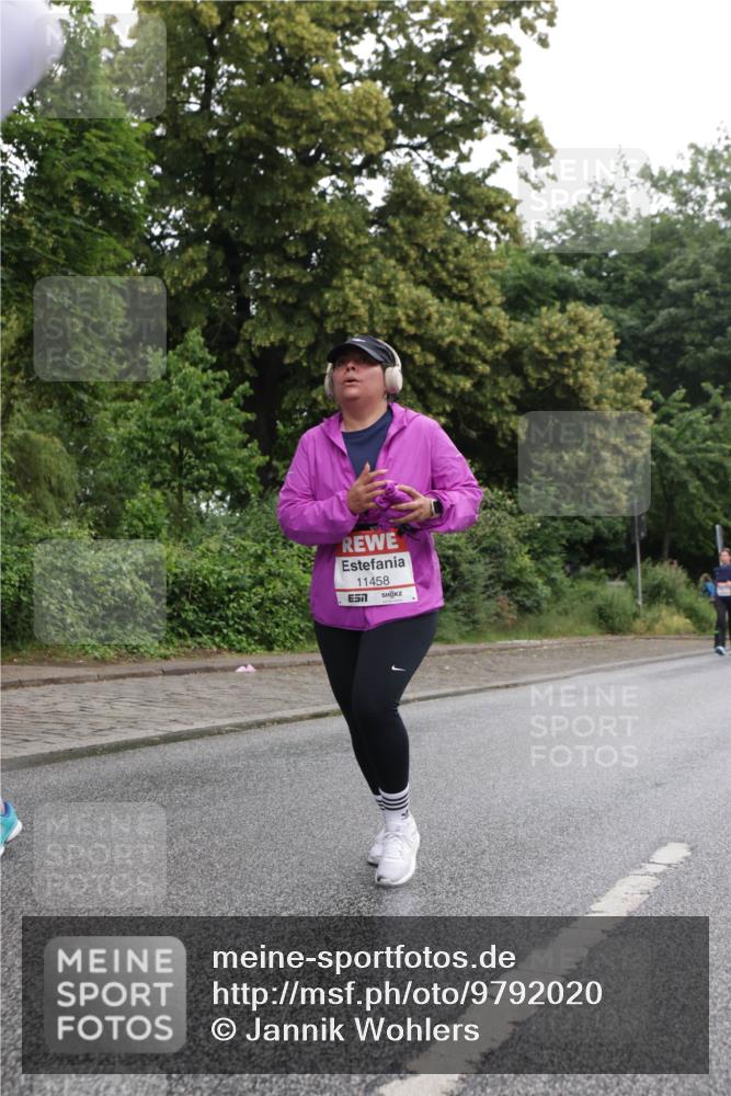 14.06.2026 - REWE Women's Run Jannik Wohlers http://msf.ph/oto/9792020 14.06.2026 10:06:37 Laufen 11458, 57 meine-sportfotos.de
