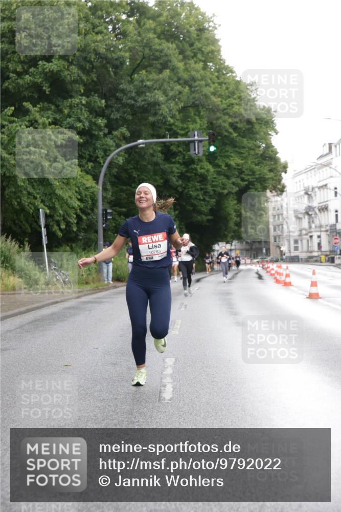 14.06.2026 - REWE Women's Run Jannik Wohlers http://msf.ph/oto/9792022 14.06.2026 09:50:22 Laufen 10783, 57 meine-sportfotos.de