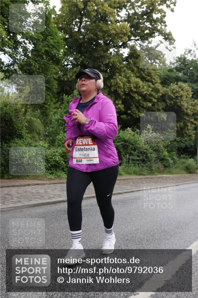 14.06.2026 - REWE Women's Run Jannik Wohlers http://msf.ph/oto/9792036 14.06.2026 10:06:37 Laufen 11458, 7 meine-sportfotos.de