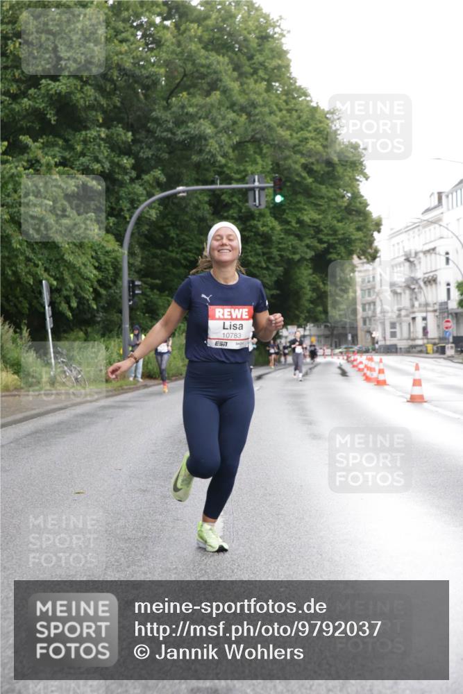 14.06.2026 - REWE Women's Run Jannik Wohlers http://msf.ph/oto/9792037 14.06.2026 09:50:22 Laufen 10783 meine-sportfotos.de
