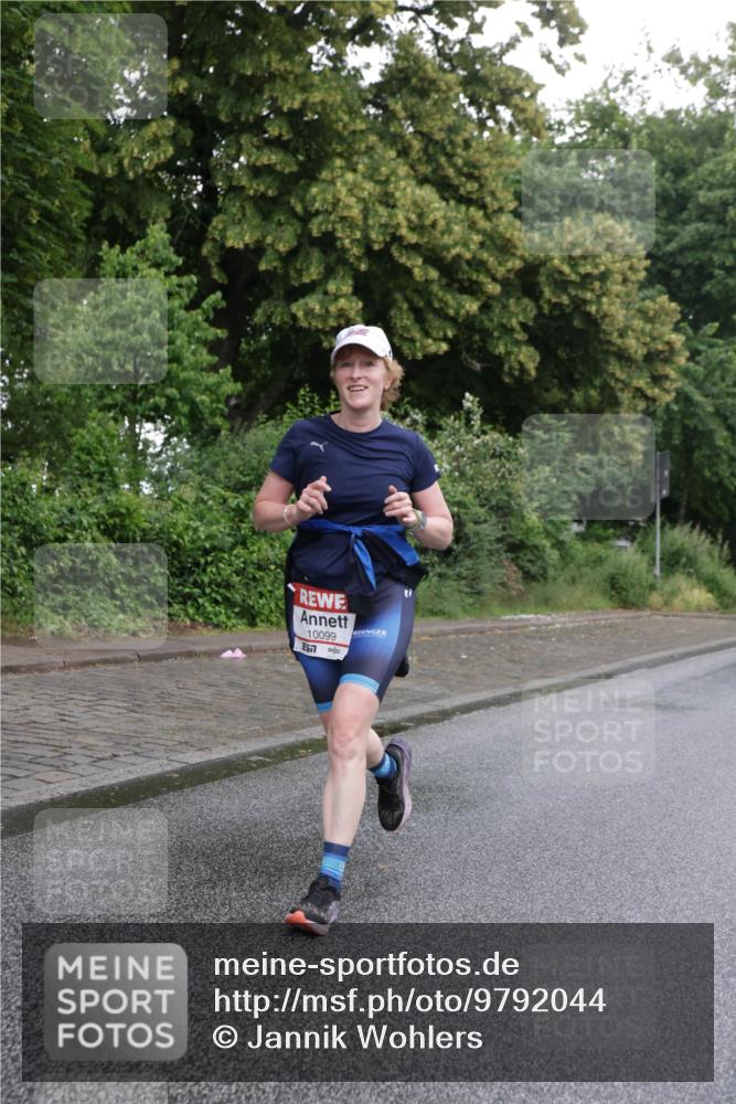 14.06.2026 - REWE Women's Run Jannik Wohlers http://msf.ph/oto/9792044 14.06.2026 09:50:23 Laufen 10099 meine-sportfotos.de