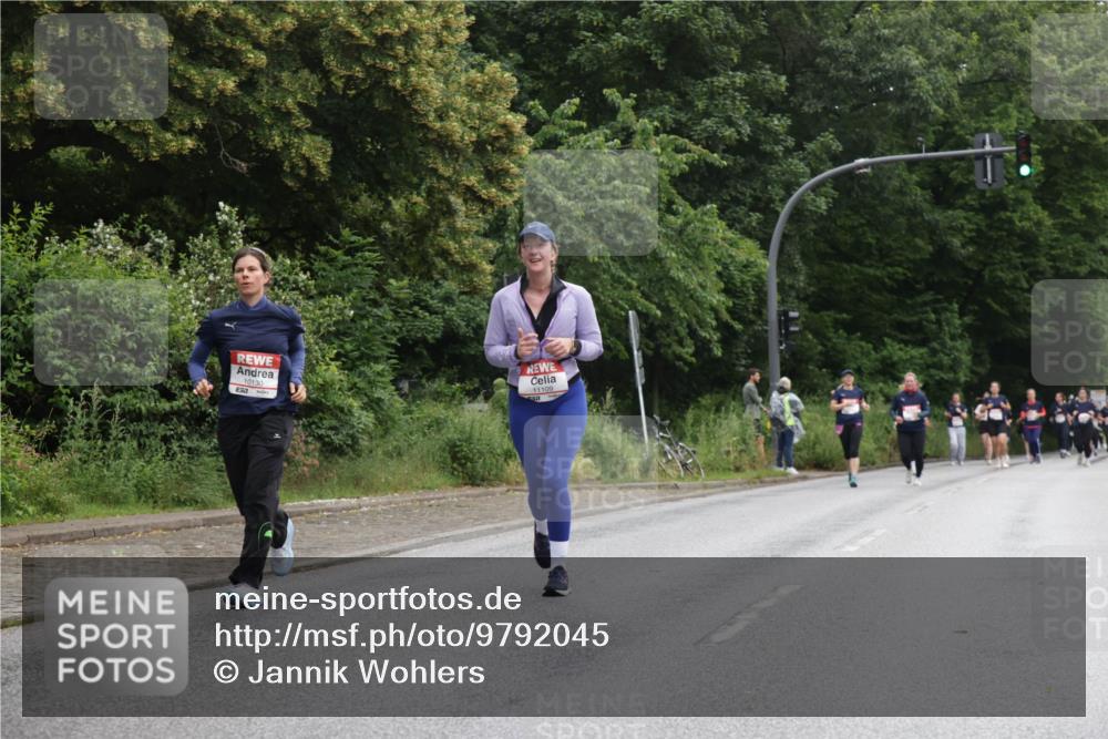 14.06.2026 - REWE Women's Run Jannik Wohlers http://msf.ph/oto/9792045 14.06.2026 10:06:41 Laufen 10130, 11109 meine-sportfotos.de