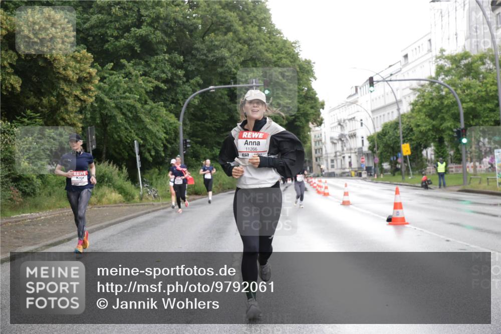 14.06.2026 - REWE Women's Run Jannik Wohlers http://msf.ph/oto/9792061 14.06.2026 09:50:28 Laufen 11266, 57 meine-sportfotos.de