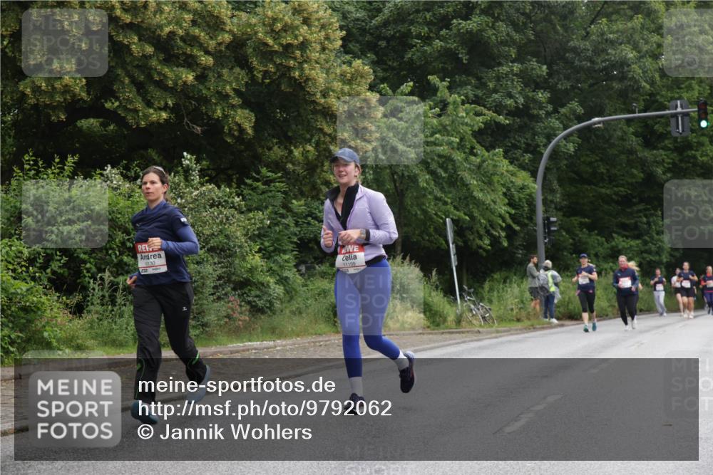 14.06.2026 - REWE Women's Run Jannik Wohlers http://msf.ph/oto/9792062 14.06.2026 10:06:41 Laufen 10130, 11109 meine-sportfotos.de