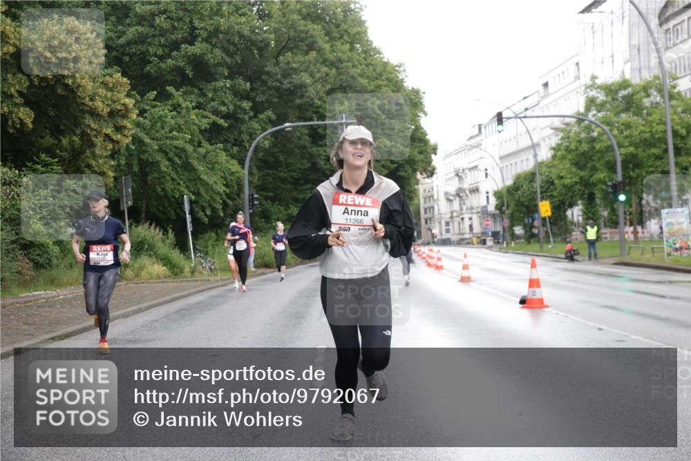 14.06.2026 - REWE Women's Run Jannik Wohlers http://msf.ph/oto/9792067 14.06.2026 09:50:28 Laufen 11266, 57 meine-sportfotos.de